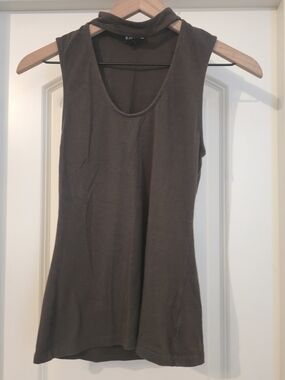 Express Sleeveless Mock Neck Tank Top - Forest Green